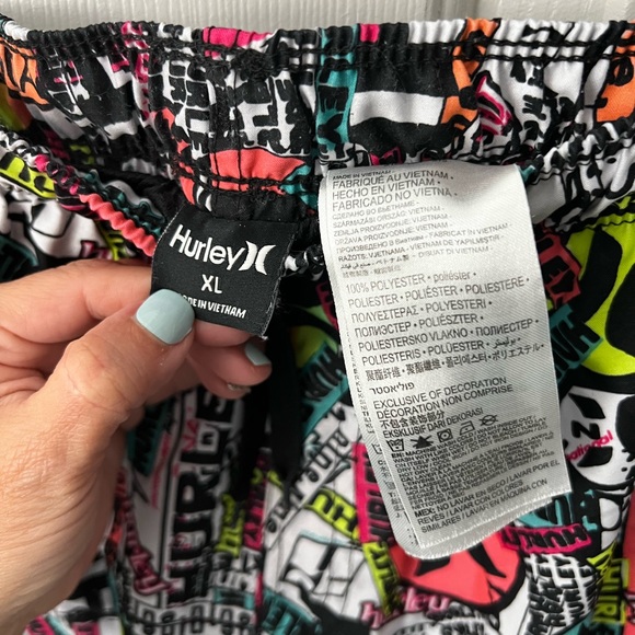 Boy’s Hurley Swim Trunks XL EUC - Picture 2 of 2